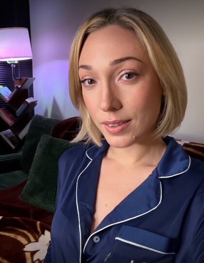 Lily LaBeau